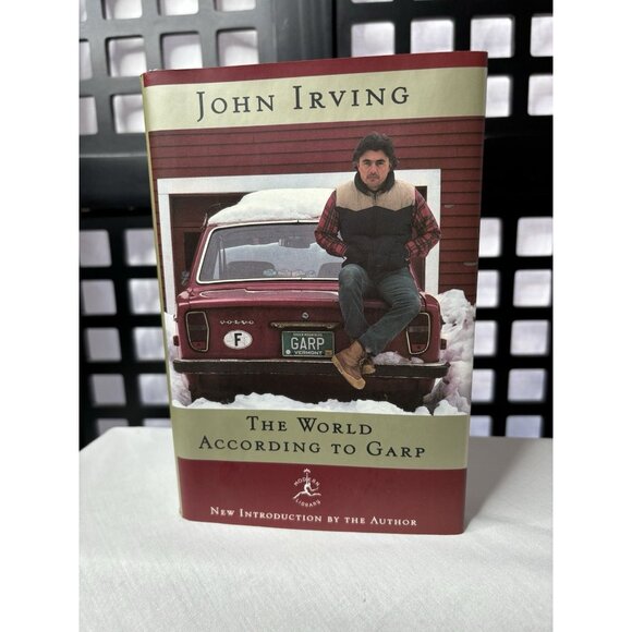 Other - ❤️📘 NEW The World According to Garp – SIGNED by John Irving NEW📘❤️